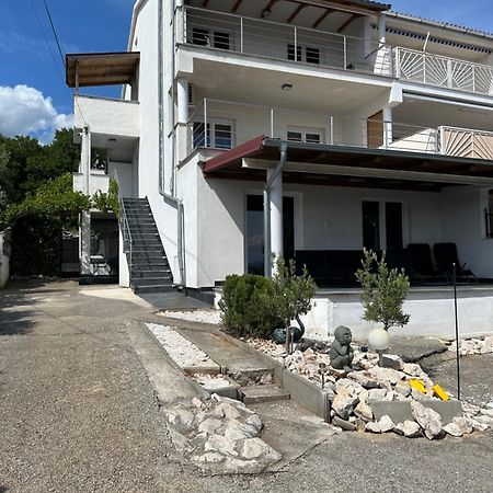 Apartments Novi Vinodolski - Povilska Eksteriør billede